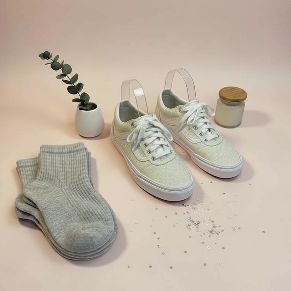 Vans Shoes - Vans Old Skool Glitter Sparkle Low Top Sneakers Women's Cream White Shoes Size 8